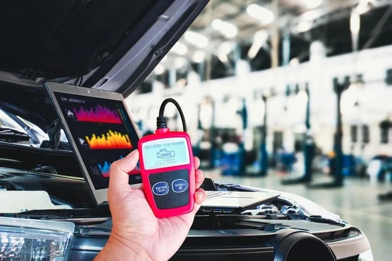 Mechanical fault scanning during professional car inspection